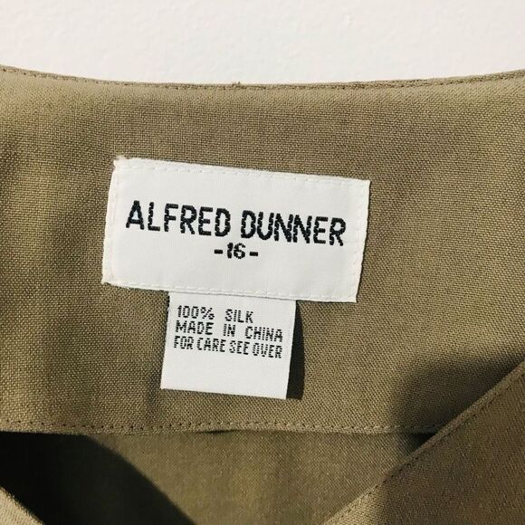 Alfred Dunner army green 100% silk long sleeve blouse.   A320￼ - Picture 3 of 6